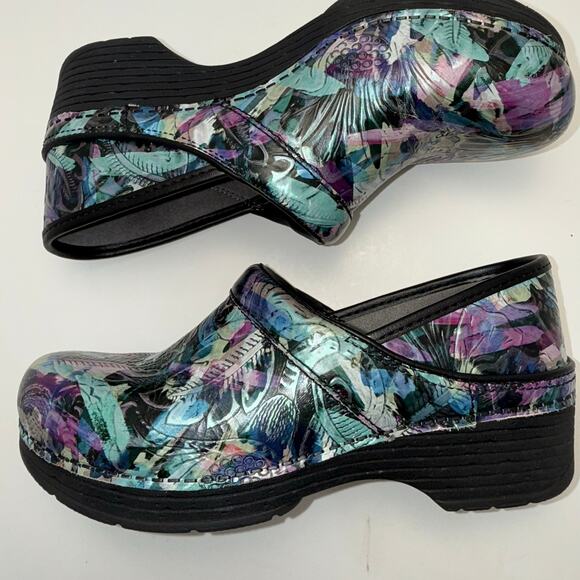 Dansko LT Pro Tooled Watercolor Clogs, Women's Size 38 / US Size 7.5 - 8 - Picture 3 of 12